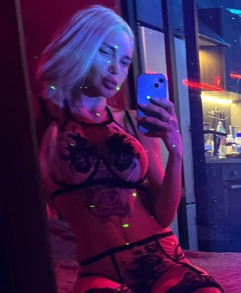 Евгения, 37 лет, 4 размер груди